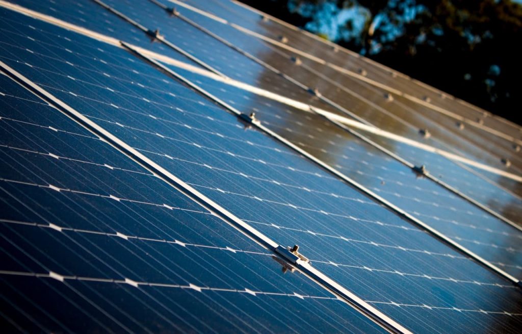 Batterie panneaux solaires photovoltaïques