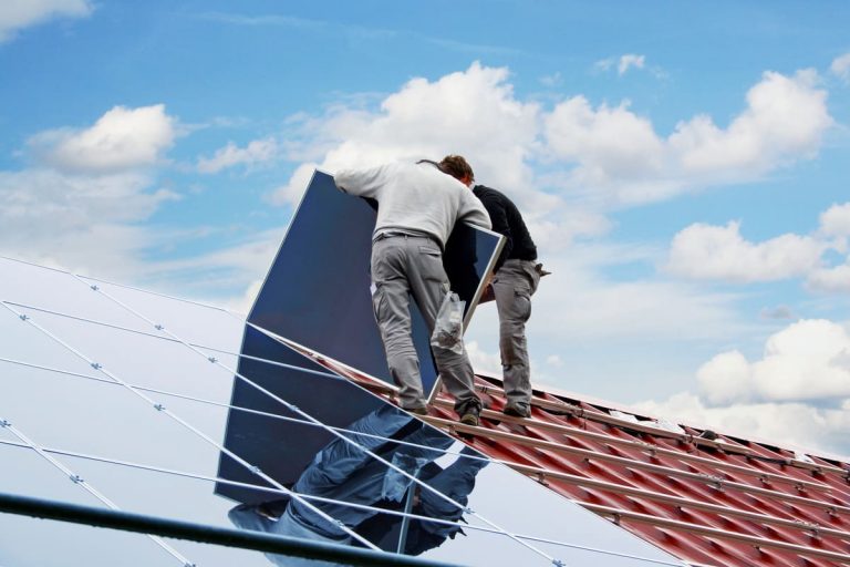 Transporter panneaux solaires