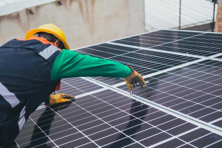 Panneau solaire amorphe