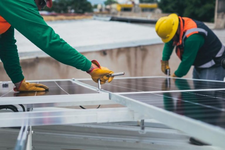 Installer facilement des panneaux solaires à Montpellier