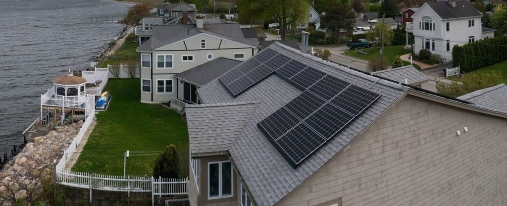 Prix panneaux solaires photovoltaïques maison 150 m²