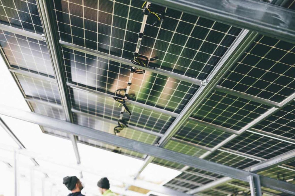 Passerelle de communication pour panneaux solaires photovoltaïques
