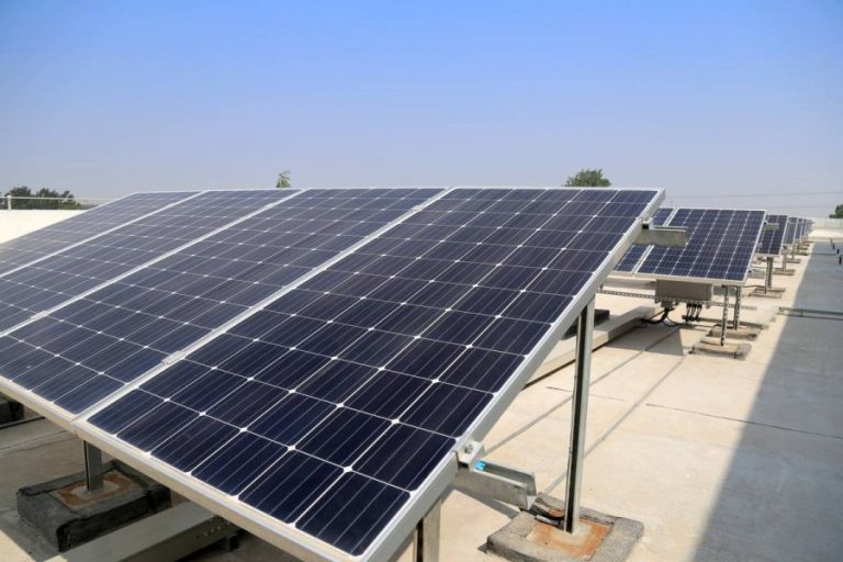 installation panneau solaire bifacial