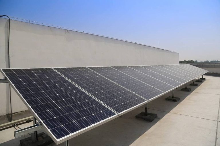 installer des panneaux solaires en copropriété